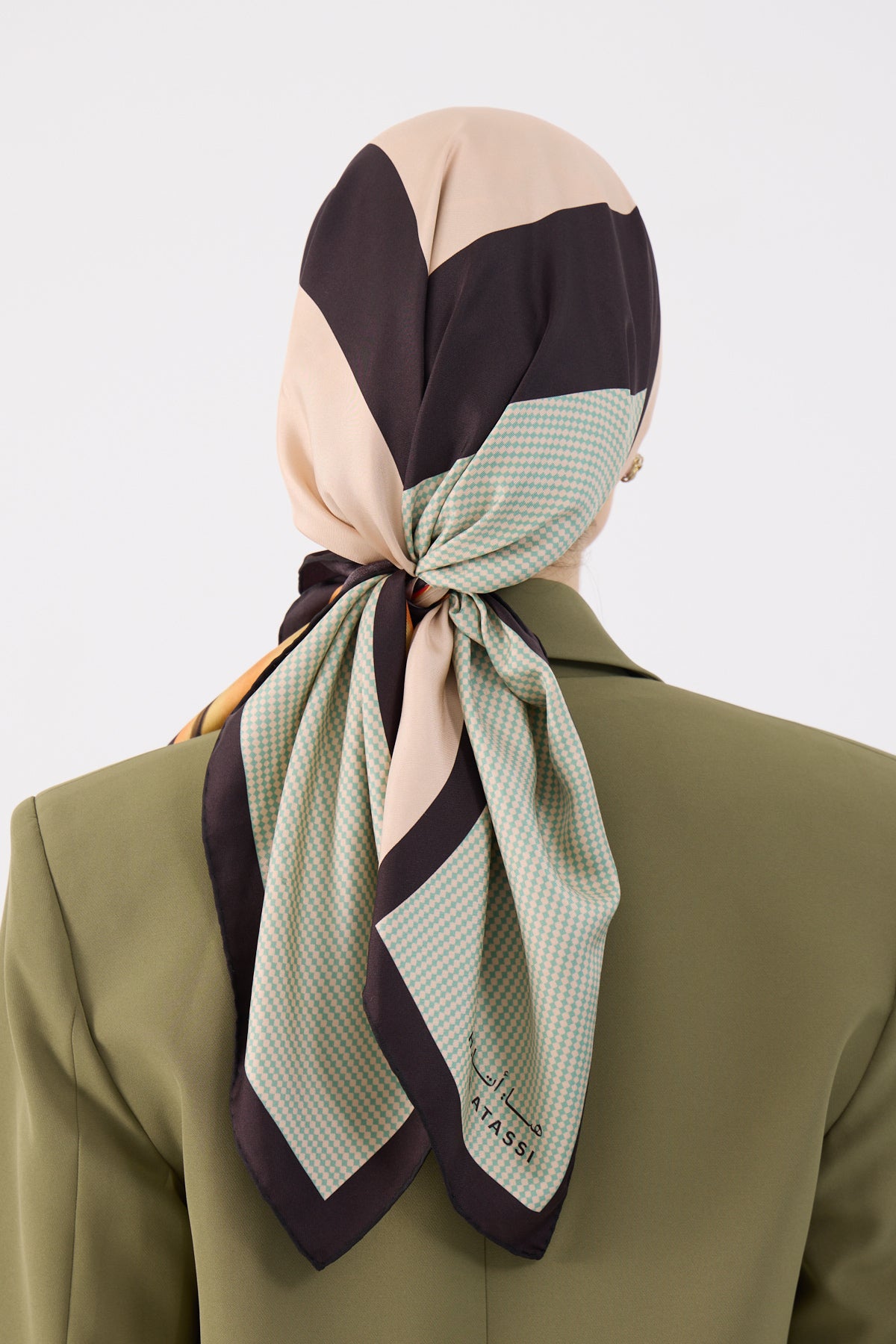 Gaia Scarf