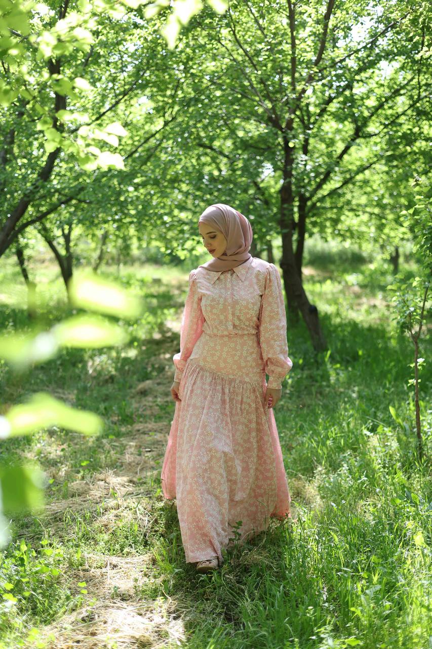 Areej Floral Set in Blush Petal