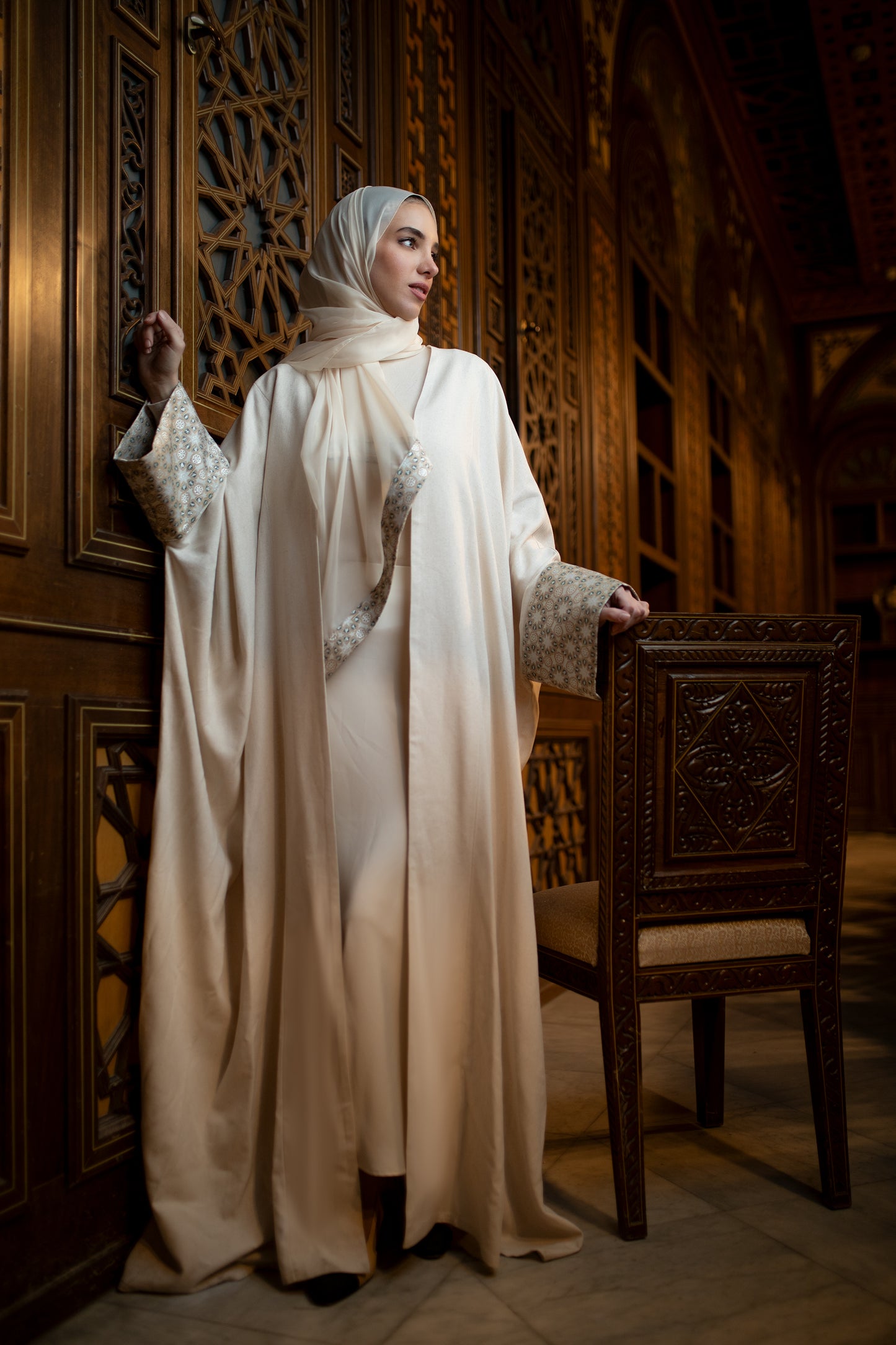 Jouri abaya in almond beige