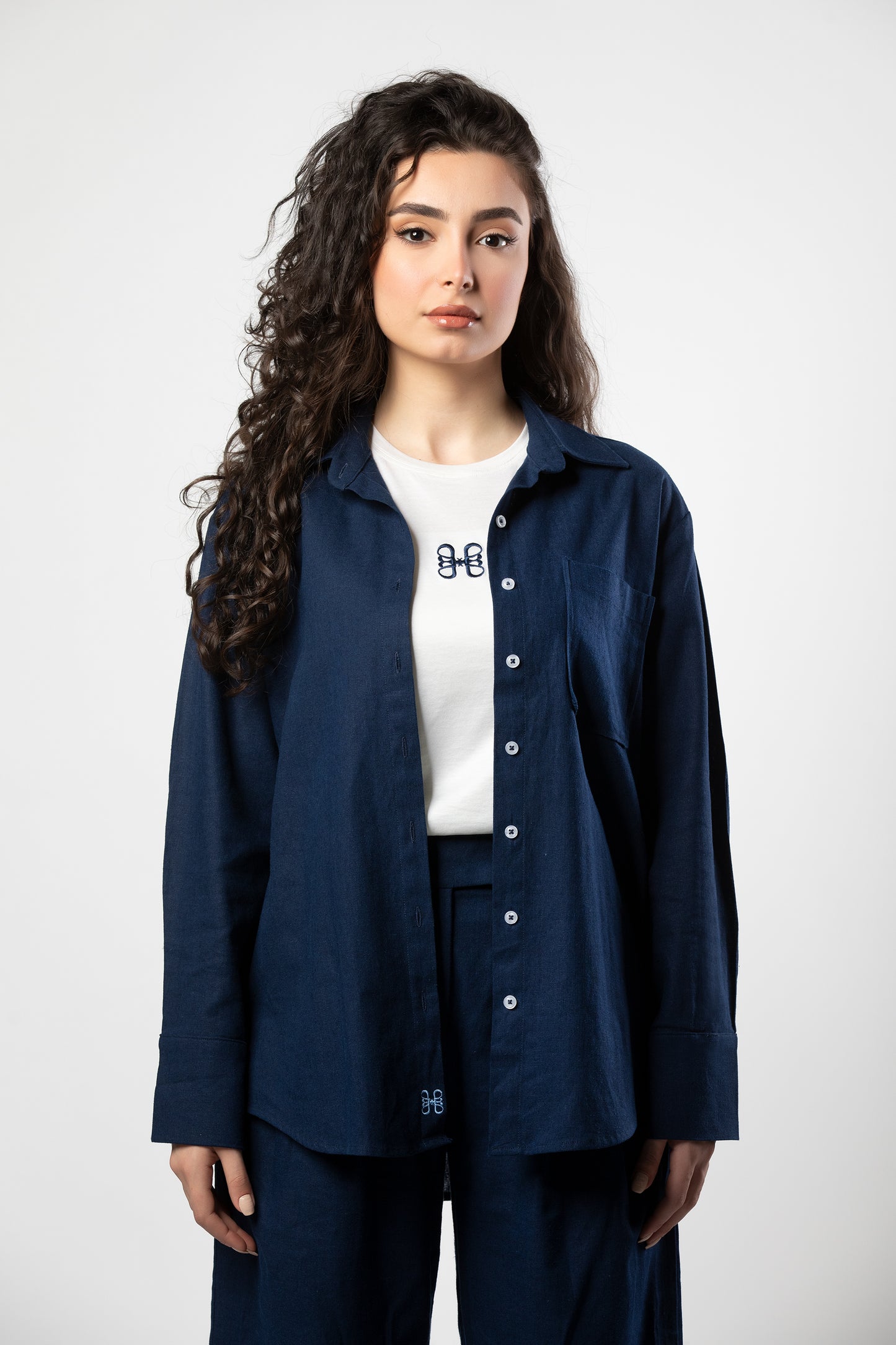 Nasma linen set in navy blue