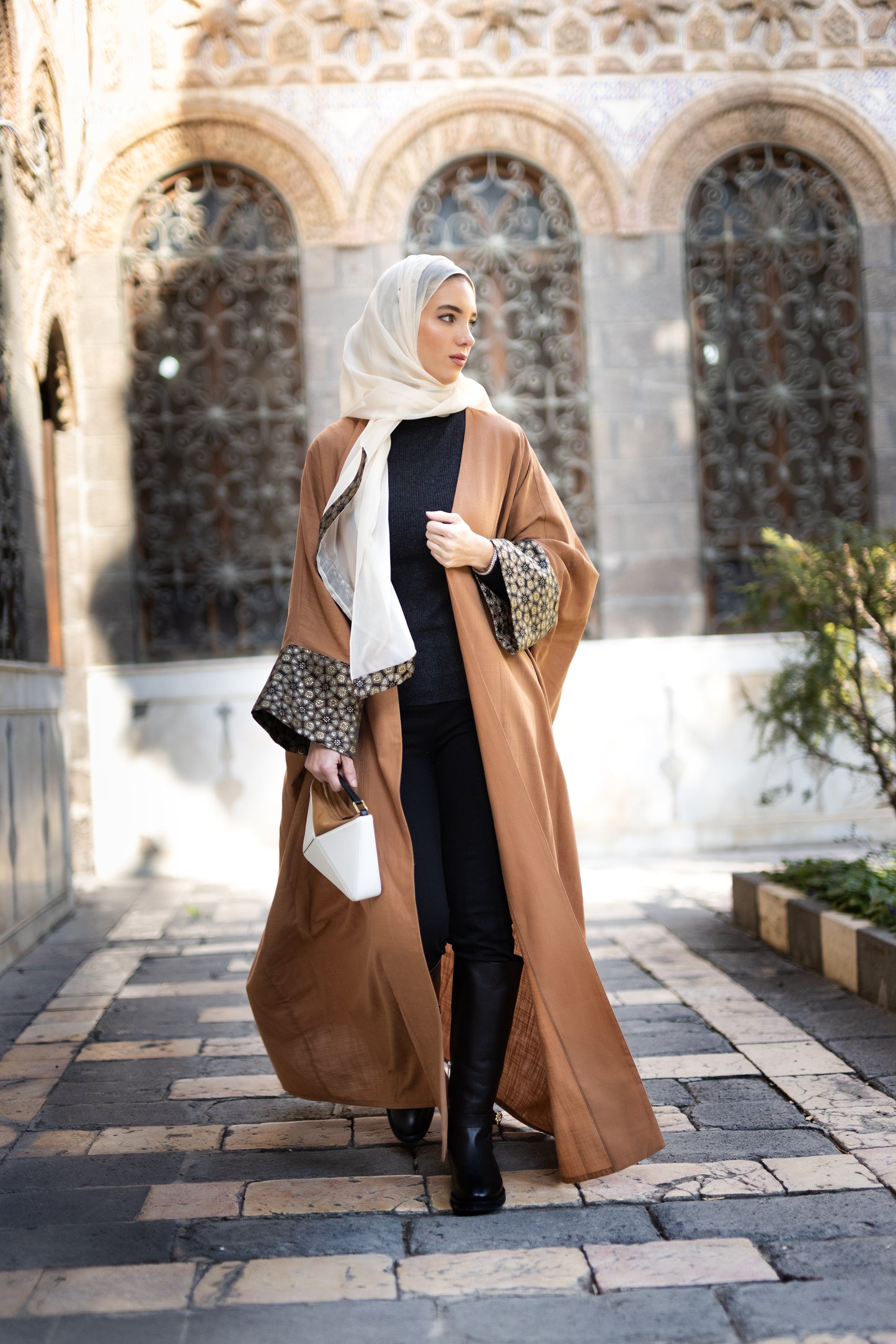 Jouri Abaya in bronze brown