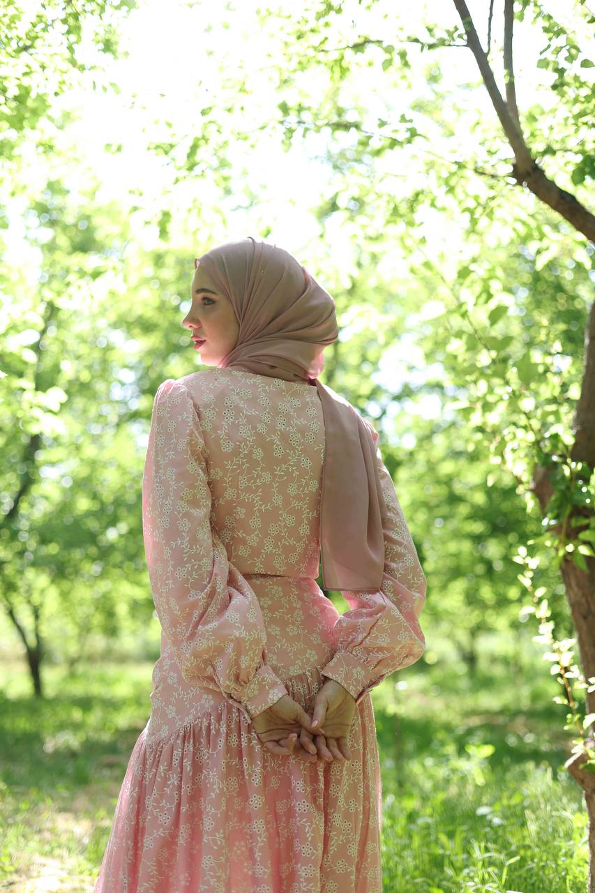 Areej Floral Set in Blush Petal