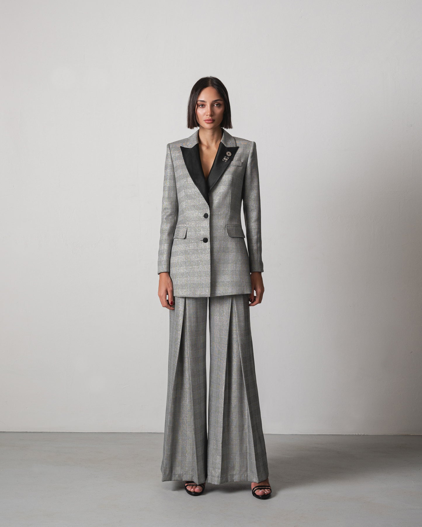 Balqees Plaid Suit