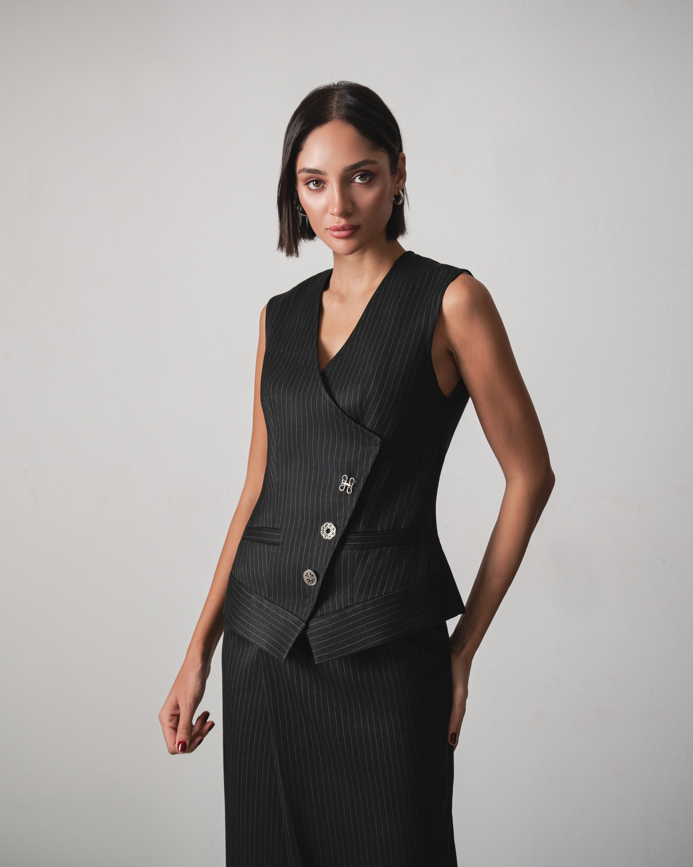 Hind Striped Gilet – HAYA ATASSI