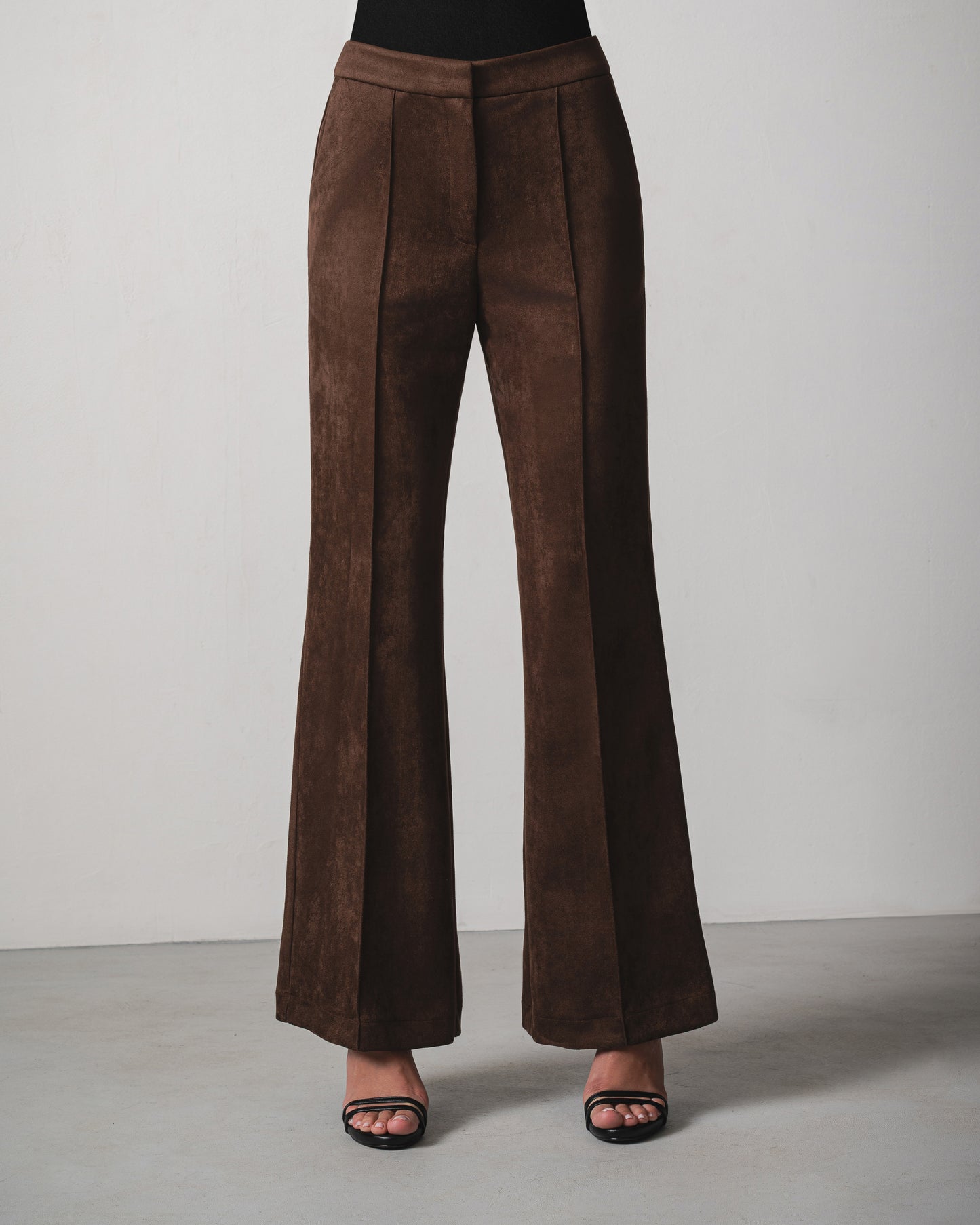 Laila Suede Set in Chocolate Brown