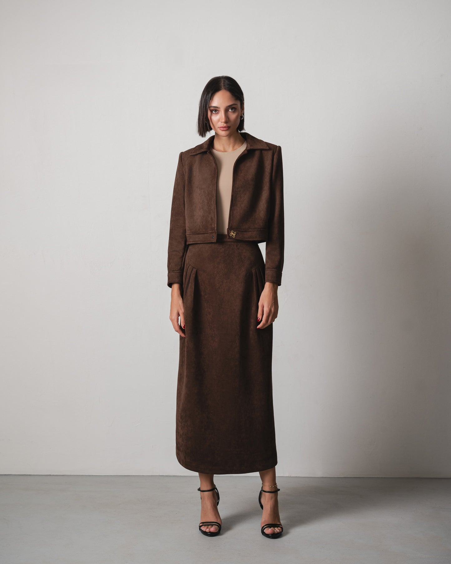 Mira Suede Set in Chocolate Brown