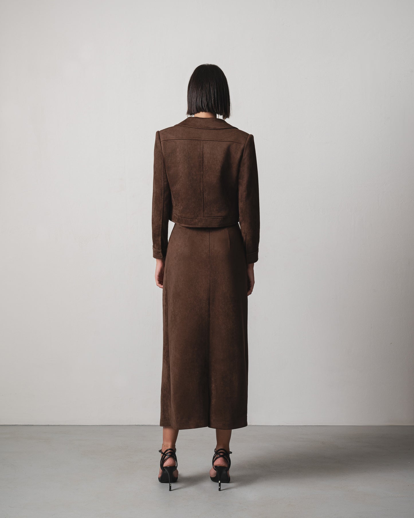 Mira Suede Set in Chocolate Brown