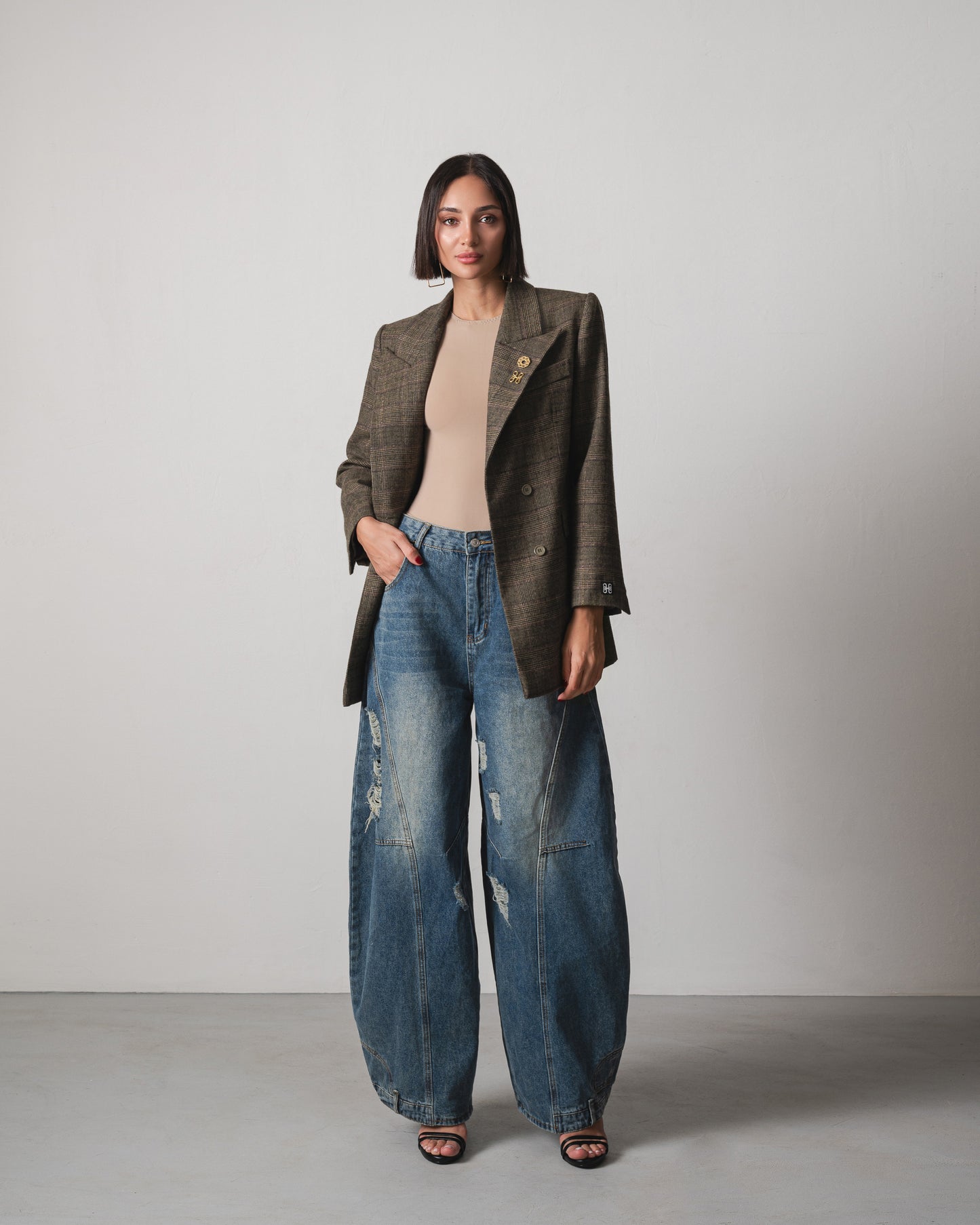 Lina Oversize Plaid Blazer