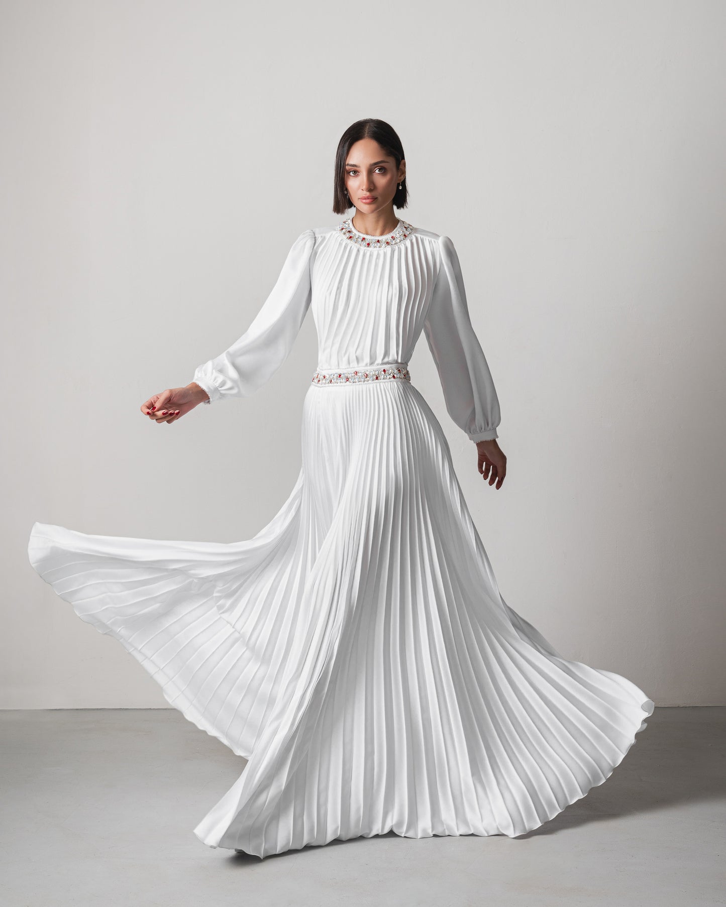 Reem Set in Crisp White