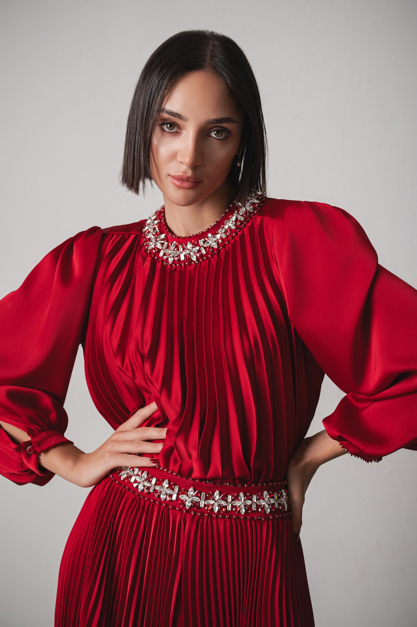 Reem Set in Cherry Red